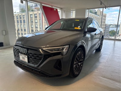 2024 Audi Q8 e-tron Prestige quattro