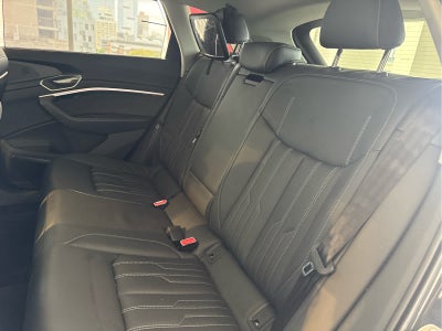 2024 Audi Q8 e-tron Prestige quattro
