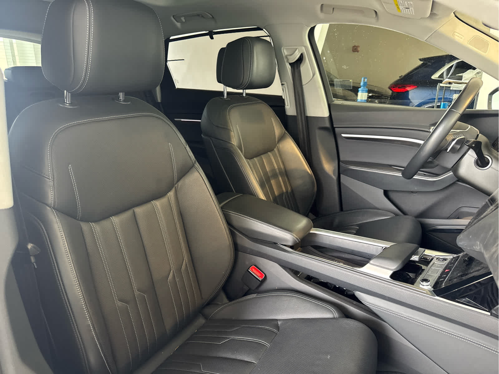 2024 Audi Q8 e-tron Prestige quattro