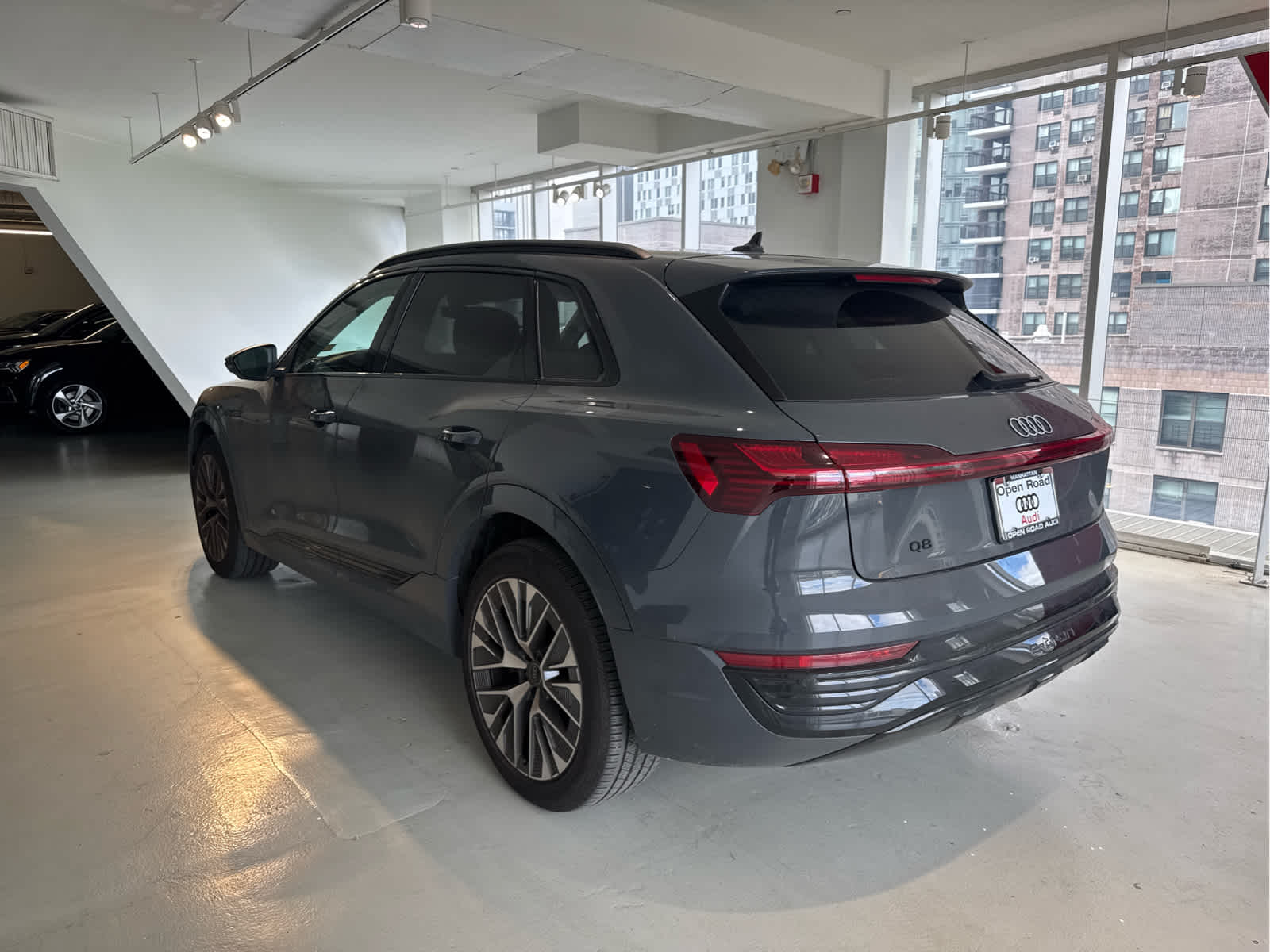 2024 Audi Q8 e-tron Prestige quattro
