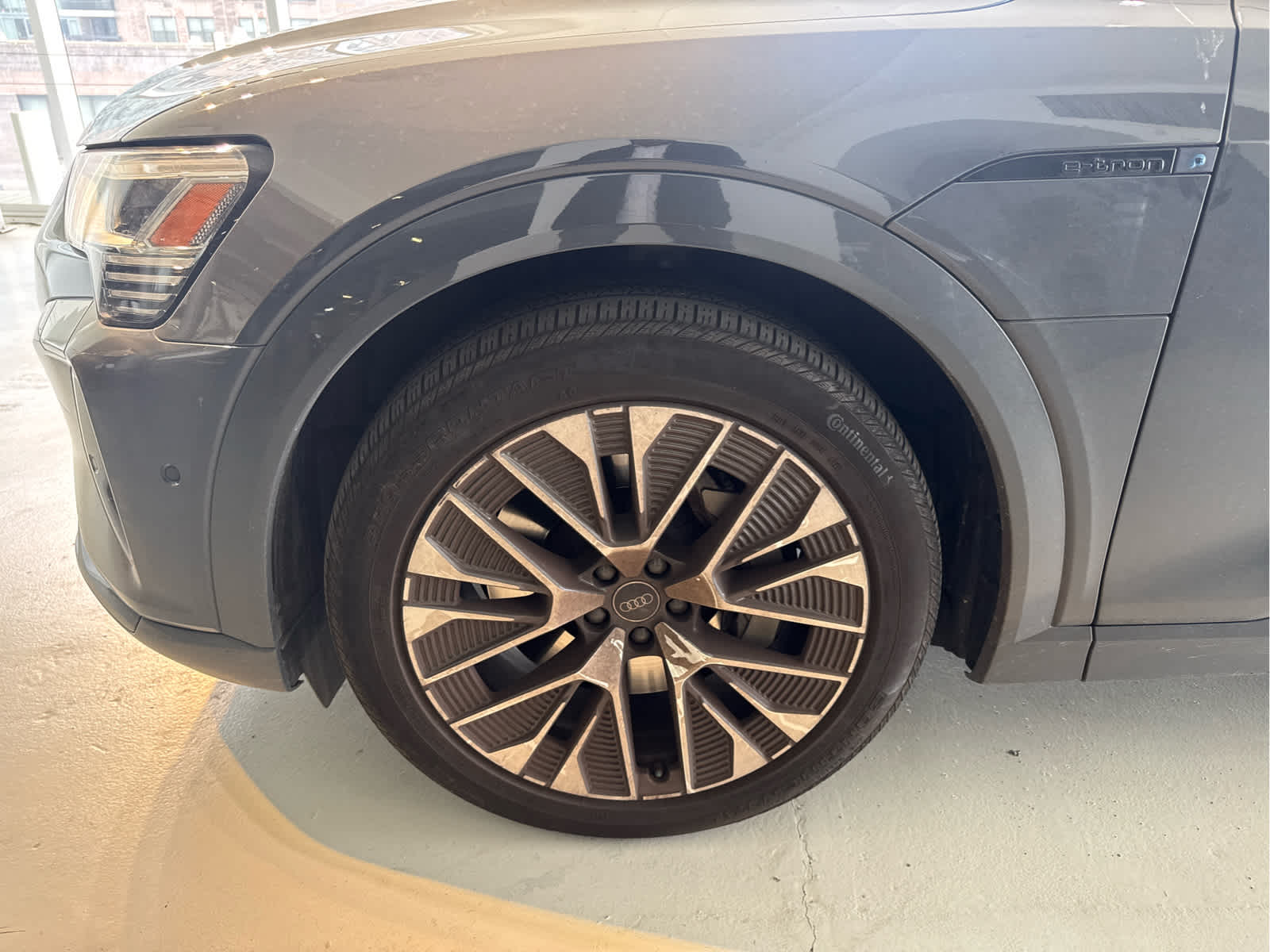 2024 Audi Q8 e-tron Prestige quattro
