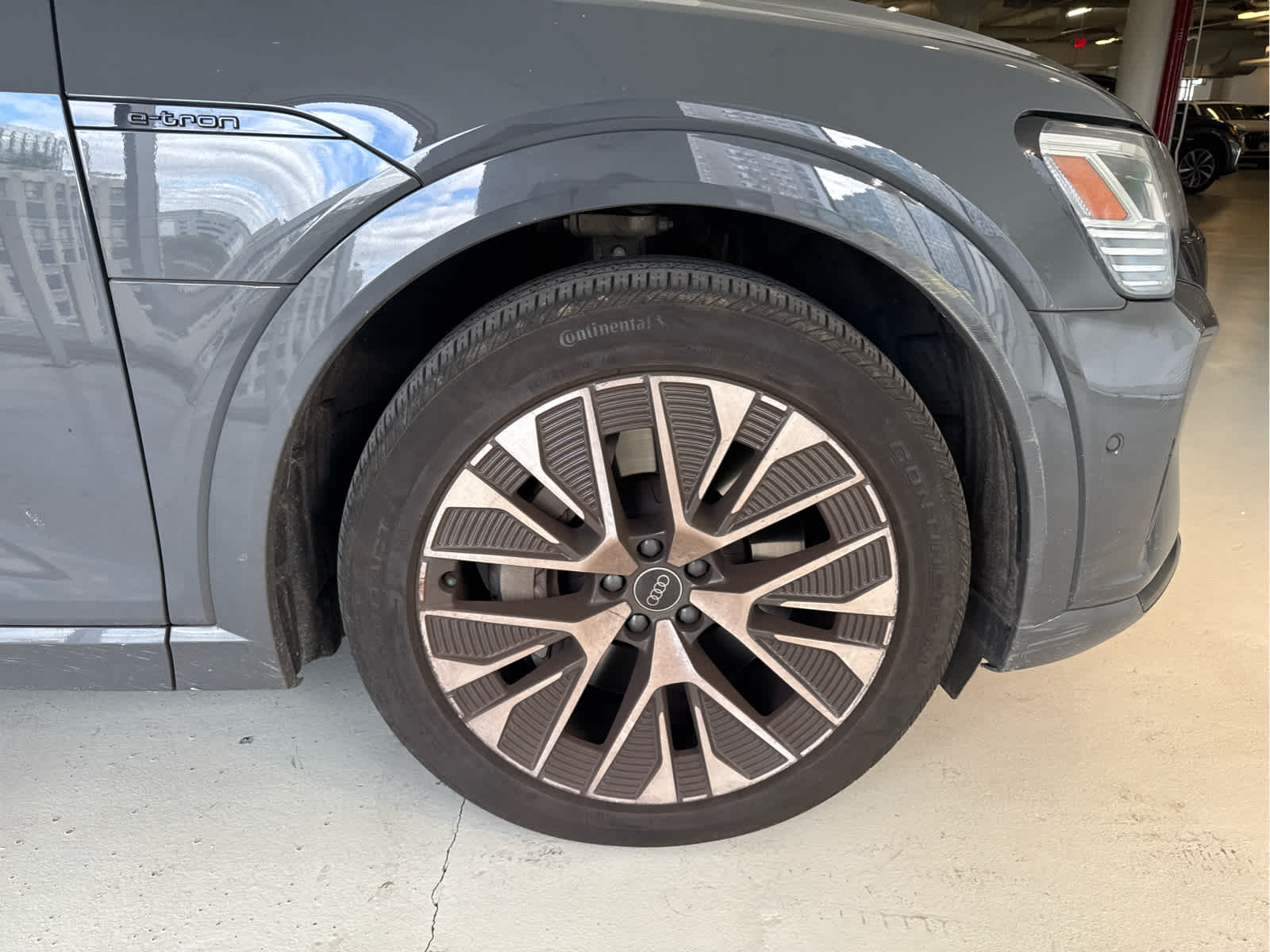 2024 Audi Q8 e-tron Prestige quattro