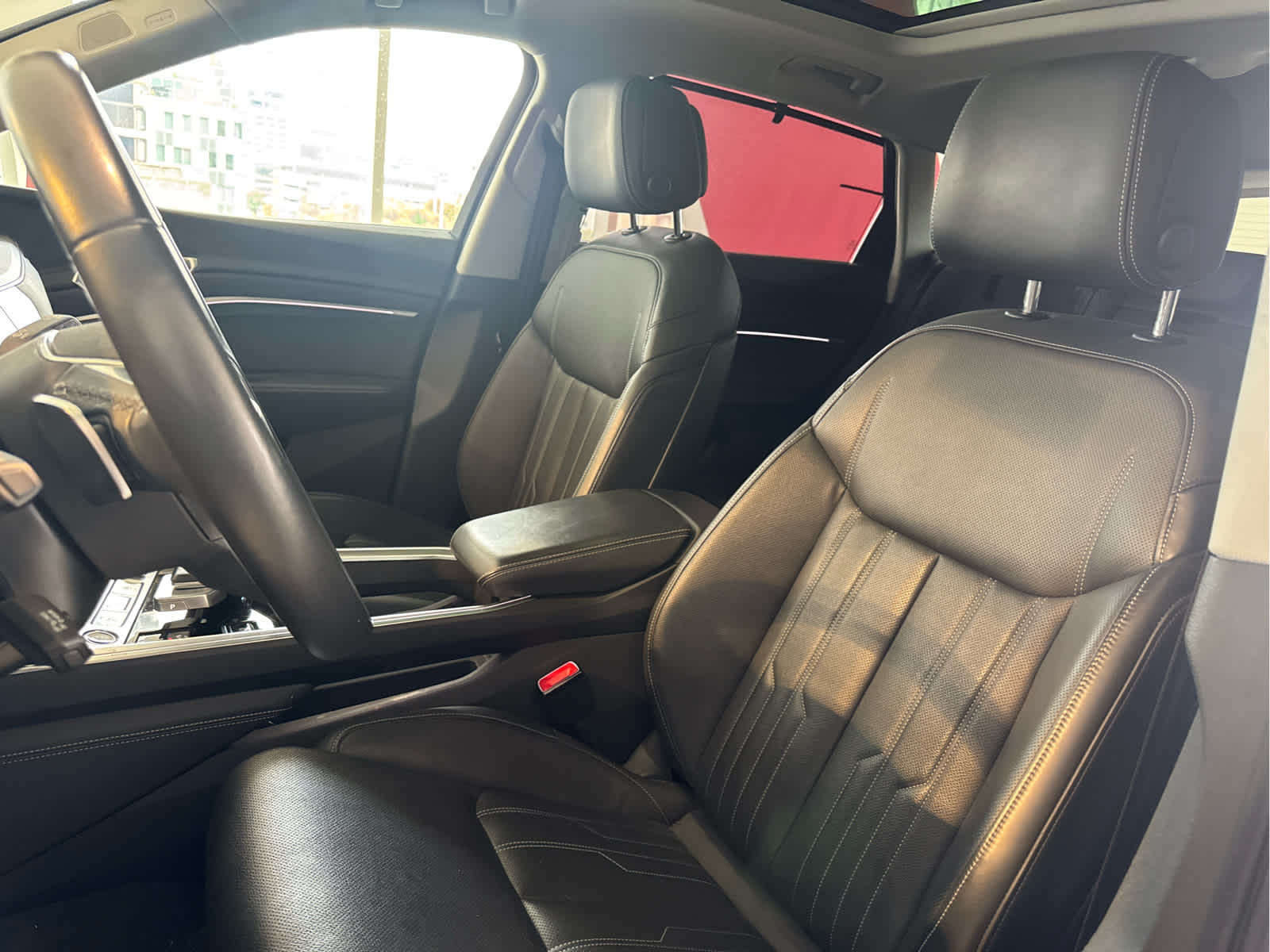 2024 Audi Q8 e-tron Prestige quattro
