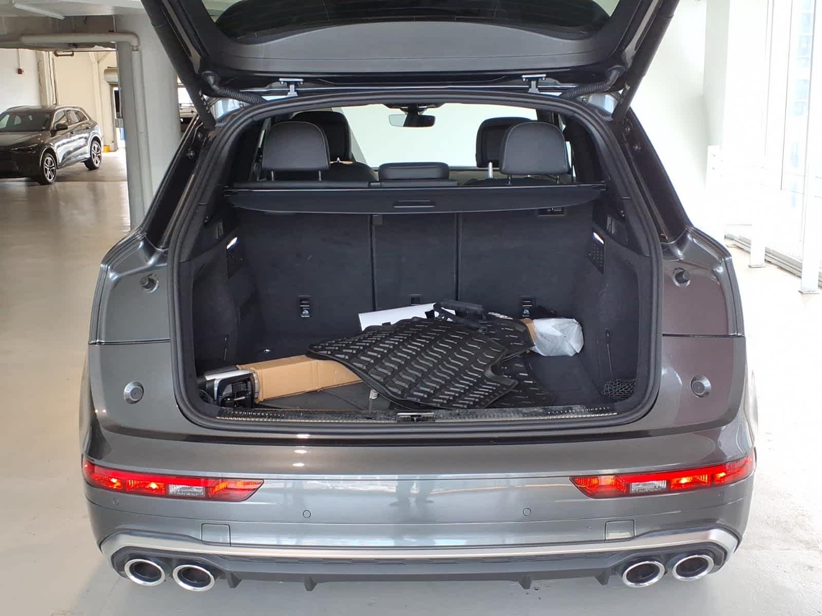 2023 Audi SQ5 Premium 3.0 TFSI quattro