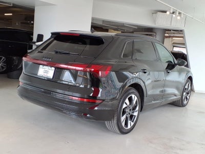 2023 Audi e-tron Premium quattro