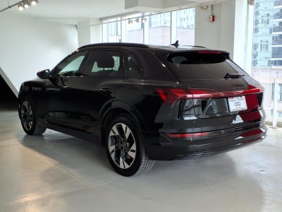 2023 Audi e-tron Premium quattro