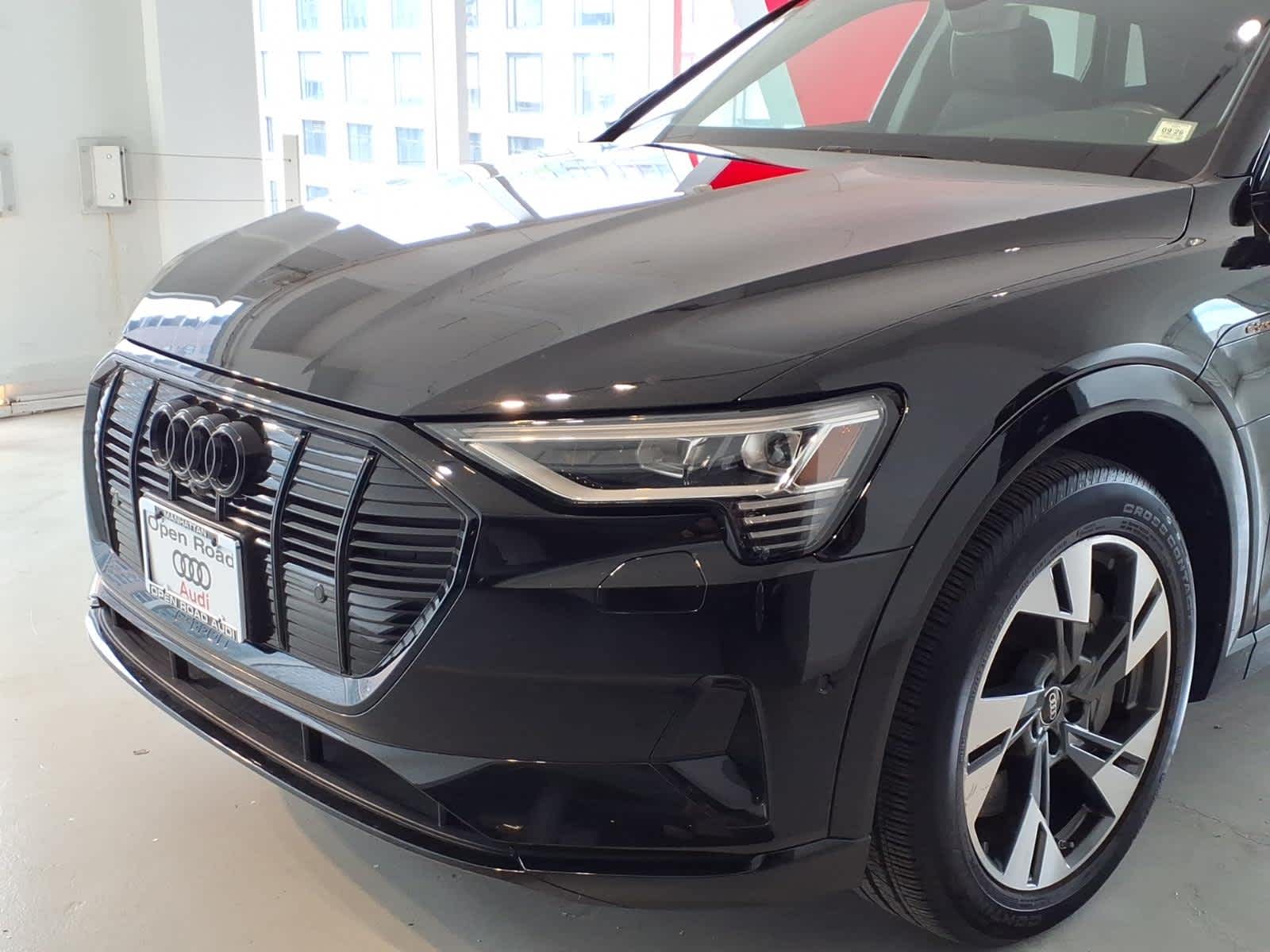 2023 Audi e-tron Premium quattro