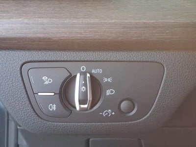 2024 Audi Q5 Premium 40 TFSI quattro