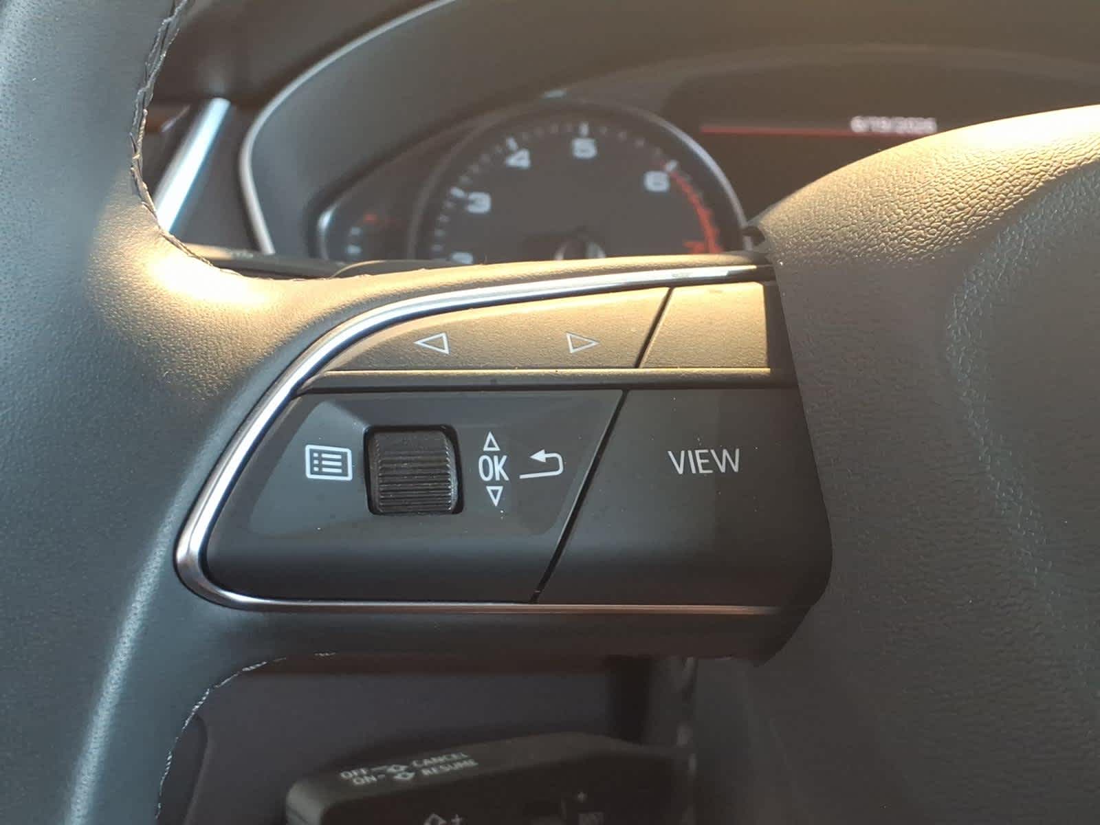 2024 Audi Q5 Premium 40 TFSI quattro