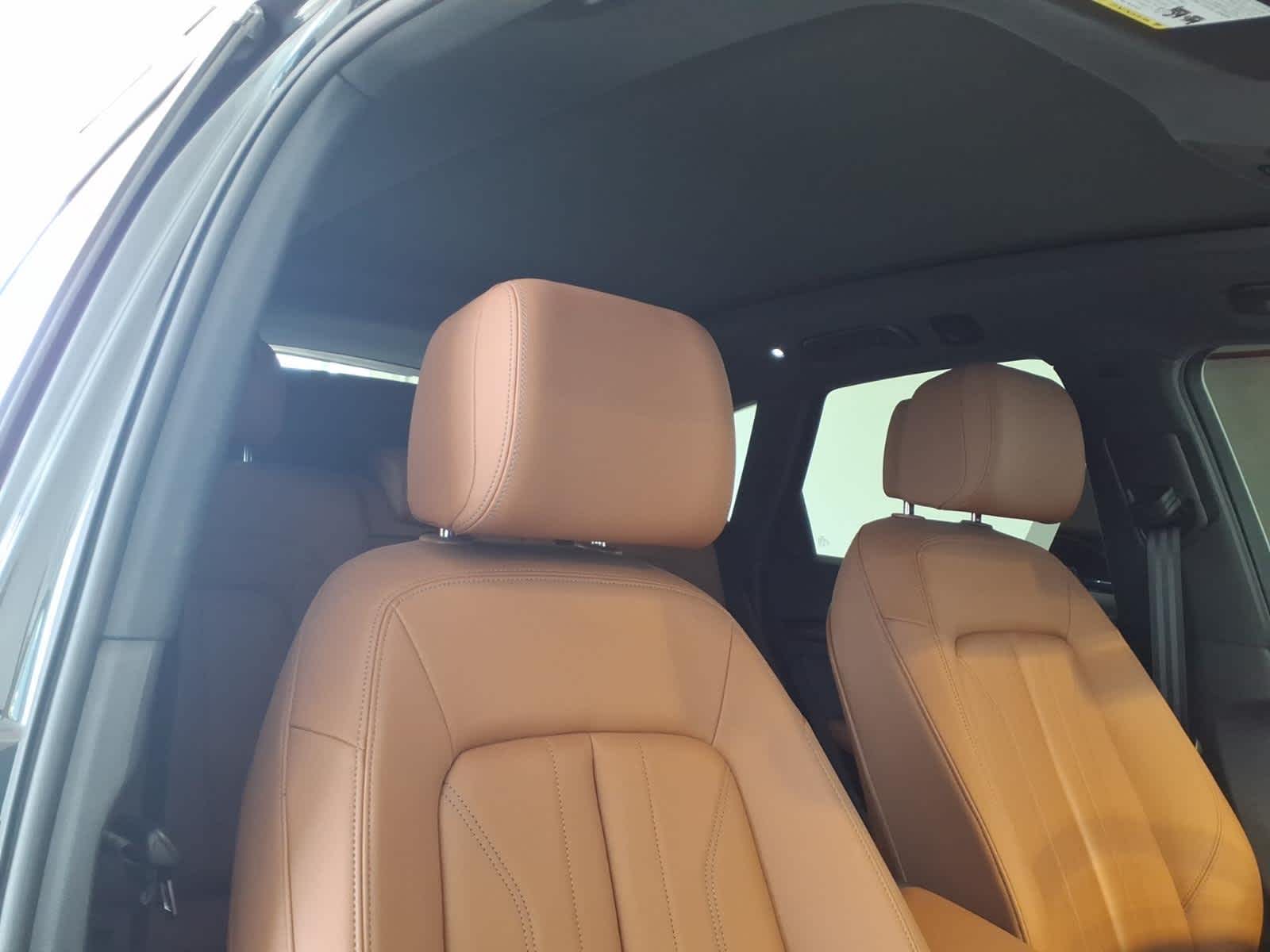 2024 Audi Q5 Premium 40 TFSI quattro