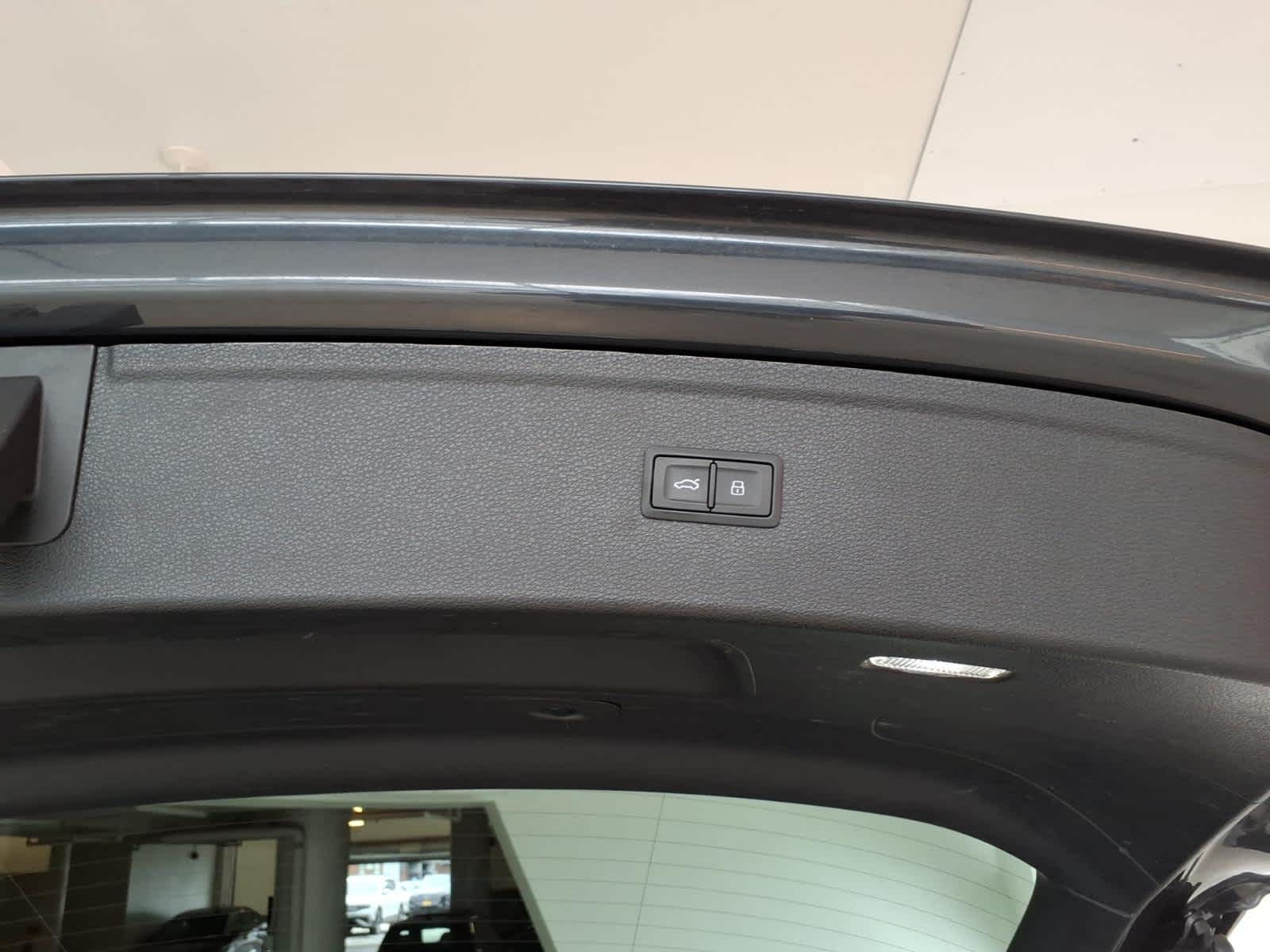 2023 Audi Q5 Premium 40 TFSI quattro