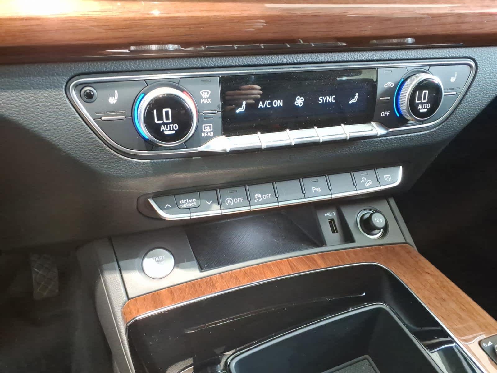 2023 Audi Q5 Premium 40 TFSI quattro