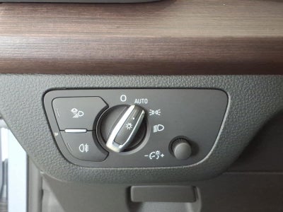 2022 Audi Q5 Premium 40 TFSI quattro