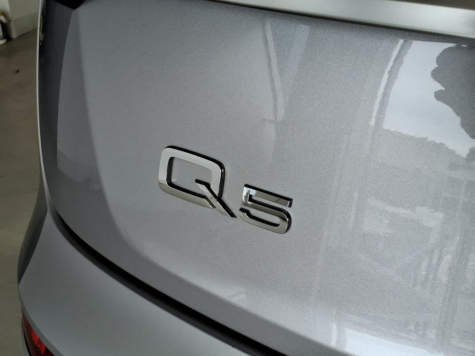 2022 Audi Q5 Premium 40 TFSI quattro