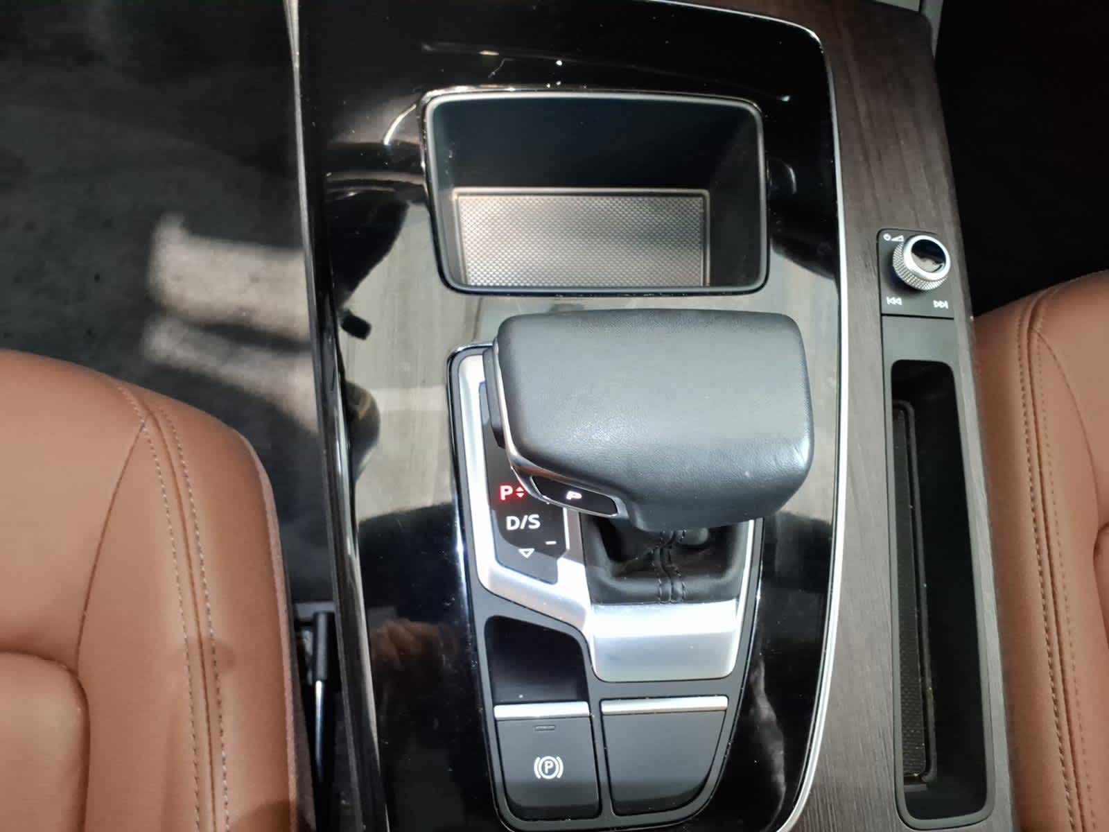 2023 Audi Q5 Premium 40 TFSI quattro