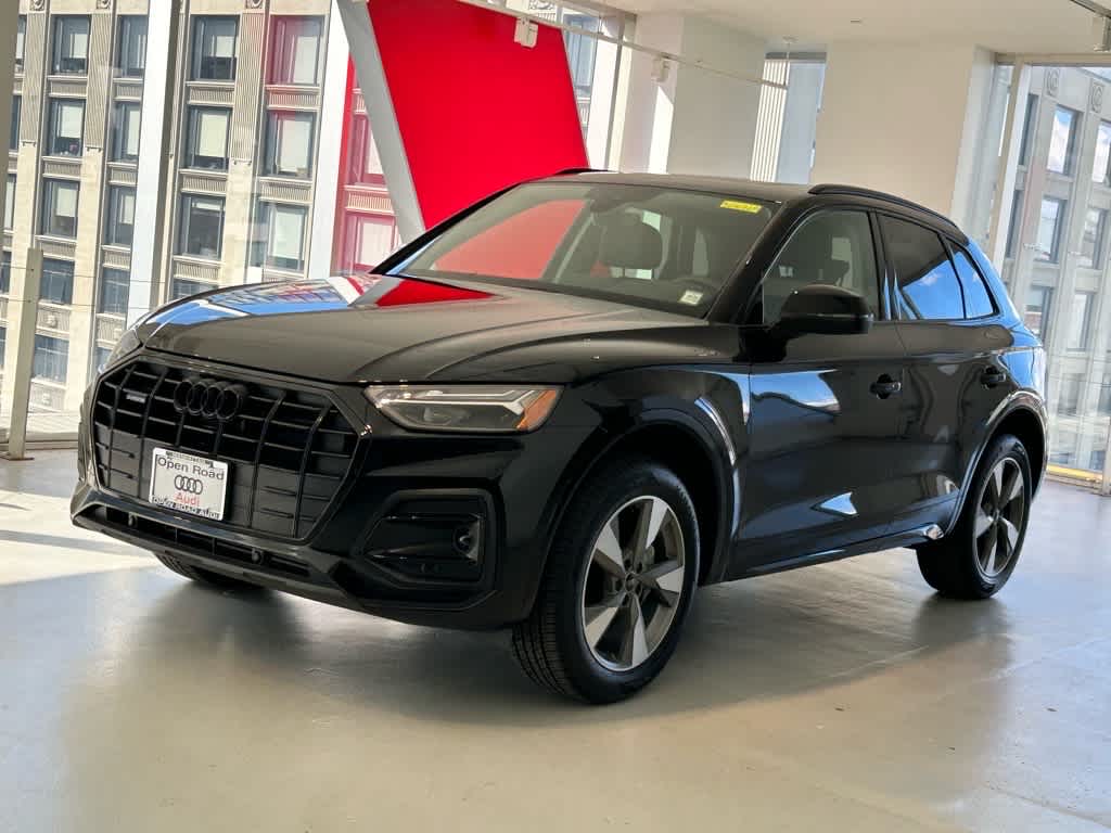 2025 Audi Q5 Premium 40 TFSI quattro