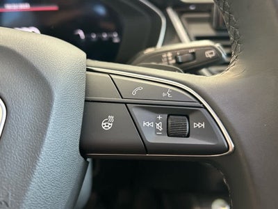 2025 Audi Q5 Premium 40 TFSI quattro