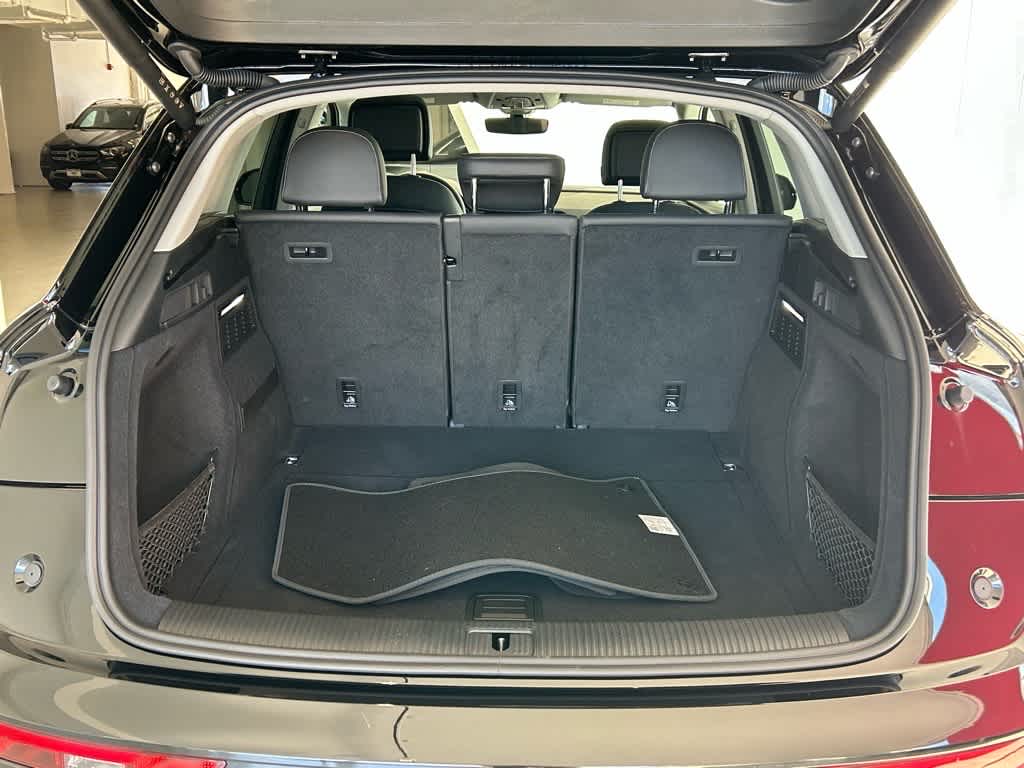 2025 Audi Q5 Premium 40 TFSI quattro