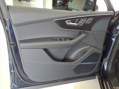 2025 Audi Q7 Premium 45 TFSI quattro