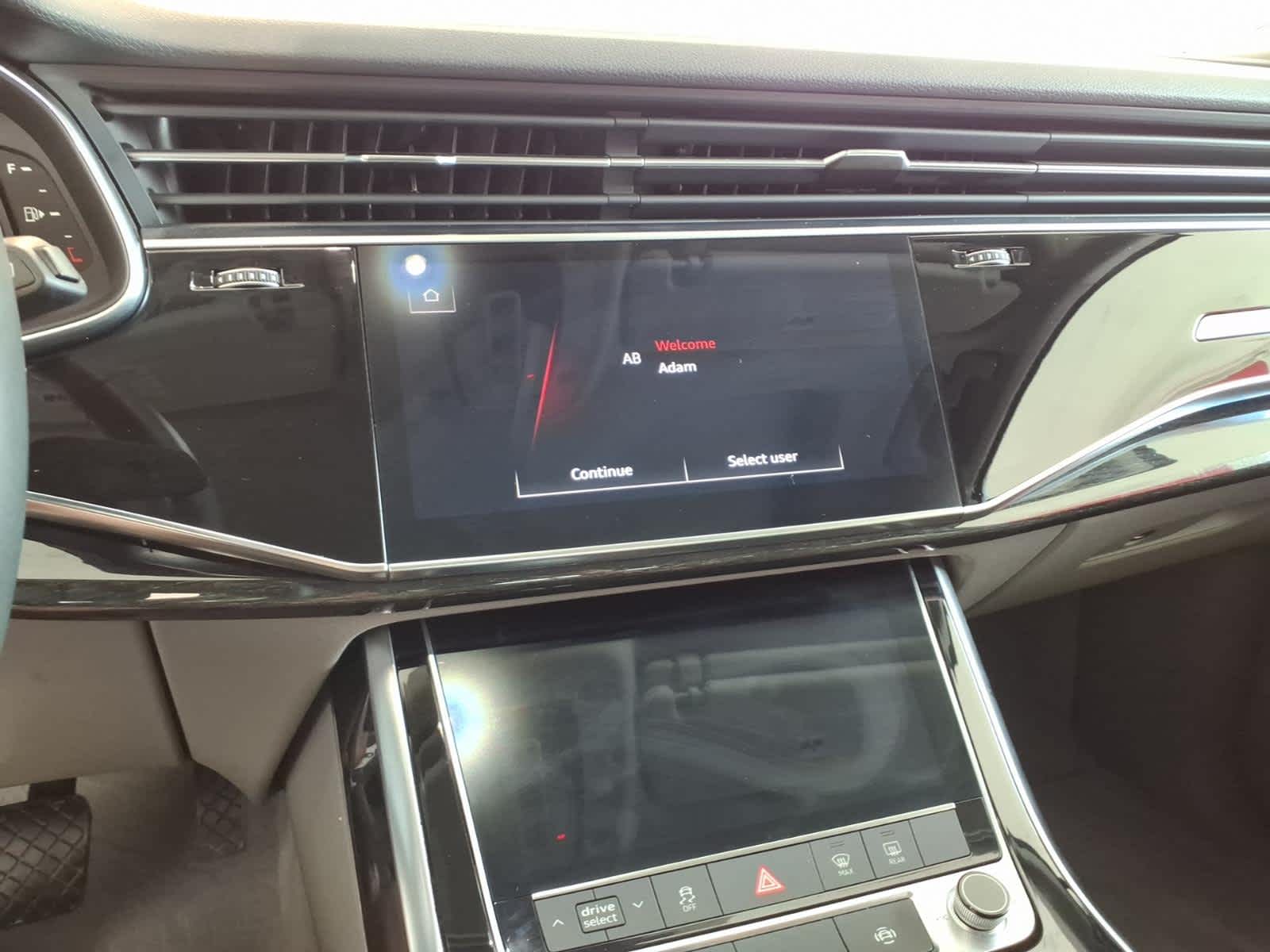 2023 Audi Q7 Premium 45 TFSI quattro