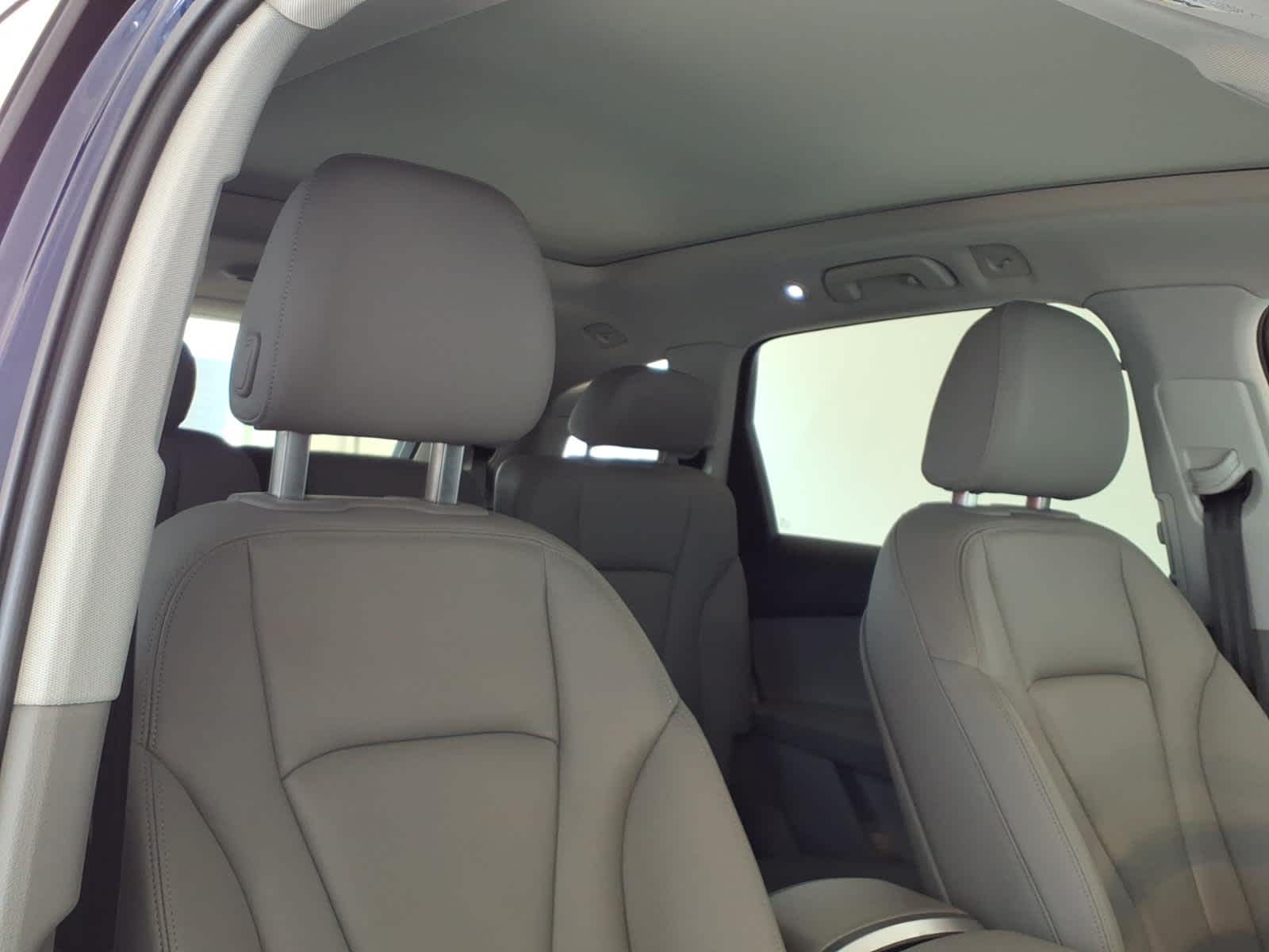2023 Audi Q7 Premium 45 TFSI quattro