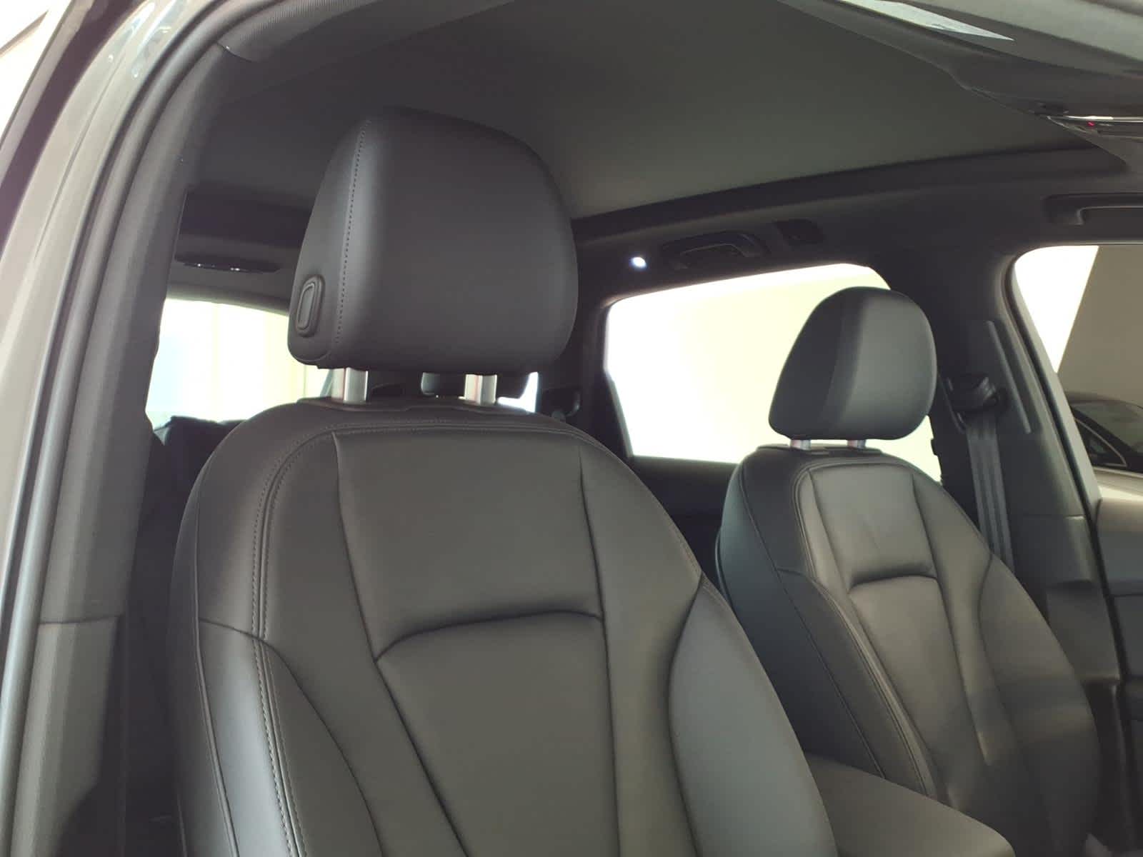 2023 Audi Q7 Premium 45 TFSI quattro