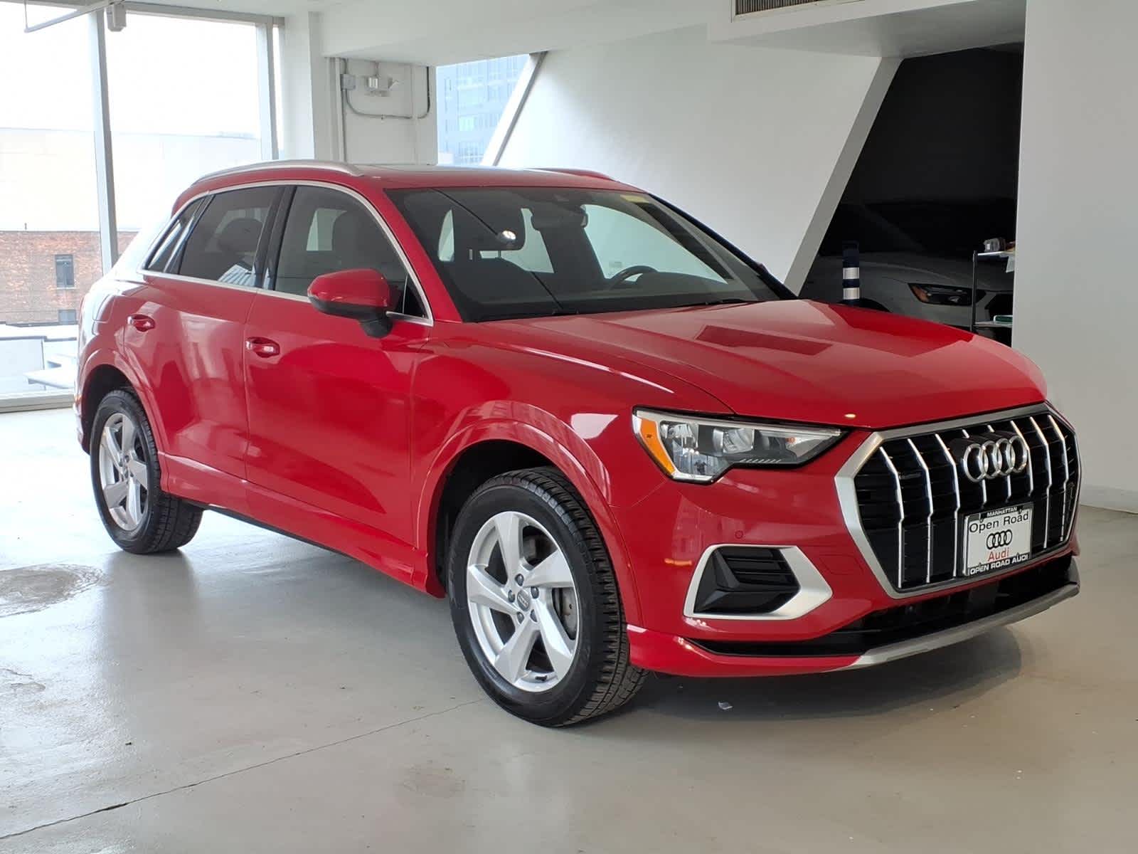 2020 Audi Q3 Premium 45 TFSI quattro