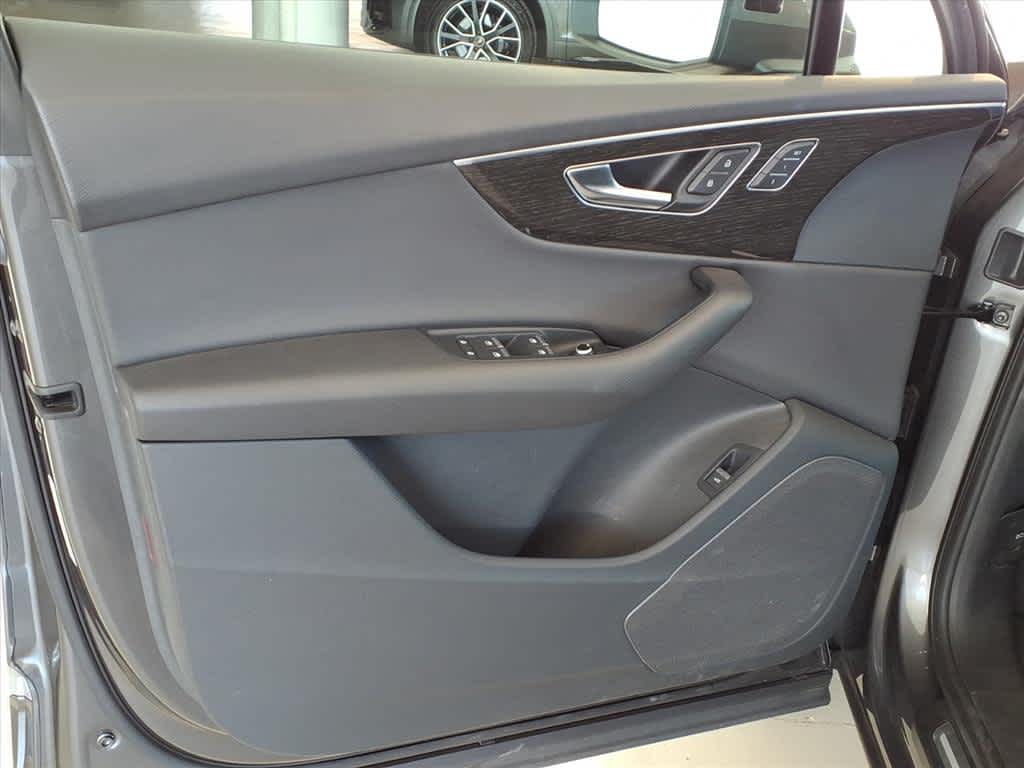 2021 Audi Q7 Premium 45 TFSI quattro