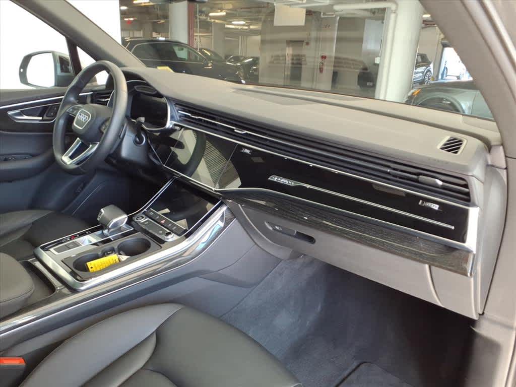 2021 Audi Q7 Premium 45 TFSI quattro