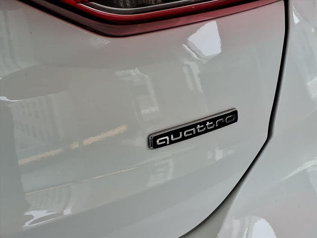 2022 Audi Q3 Premium 40 TFSI quattro