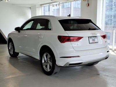 2022 Audi Q3 Premium 40 TFSI quattro