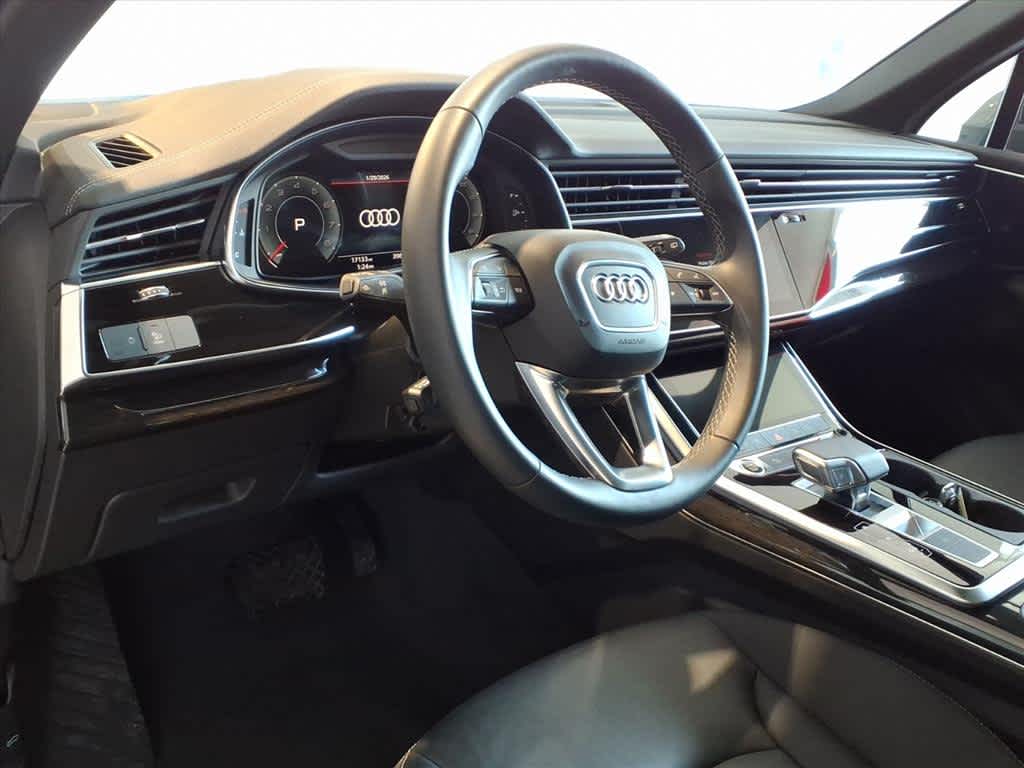 2025 Audi Q7 Premium 55 TFSI quattro