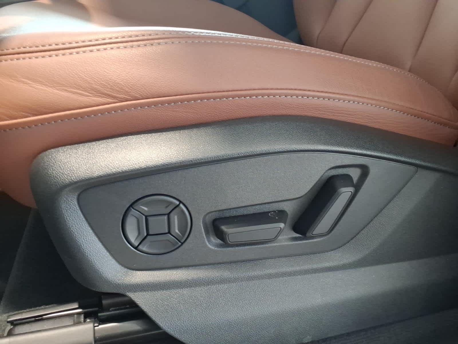 2026 Audi Q7 Premium 55 quattro *Ltd Avail*