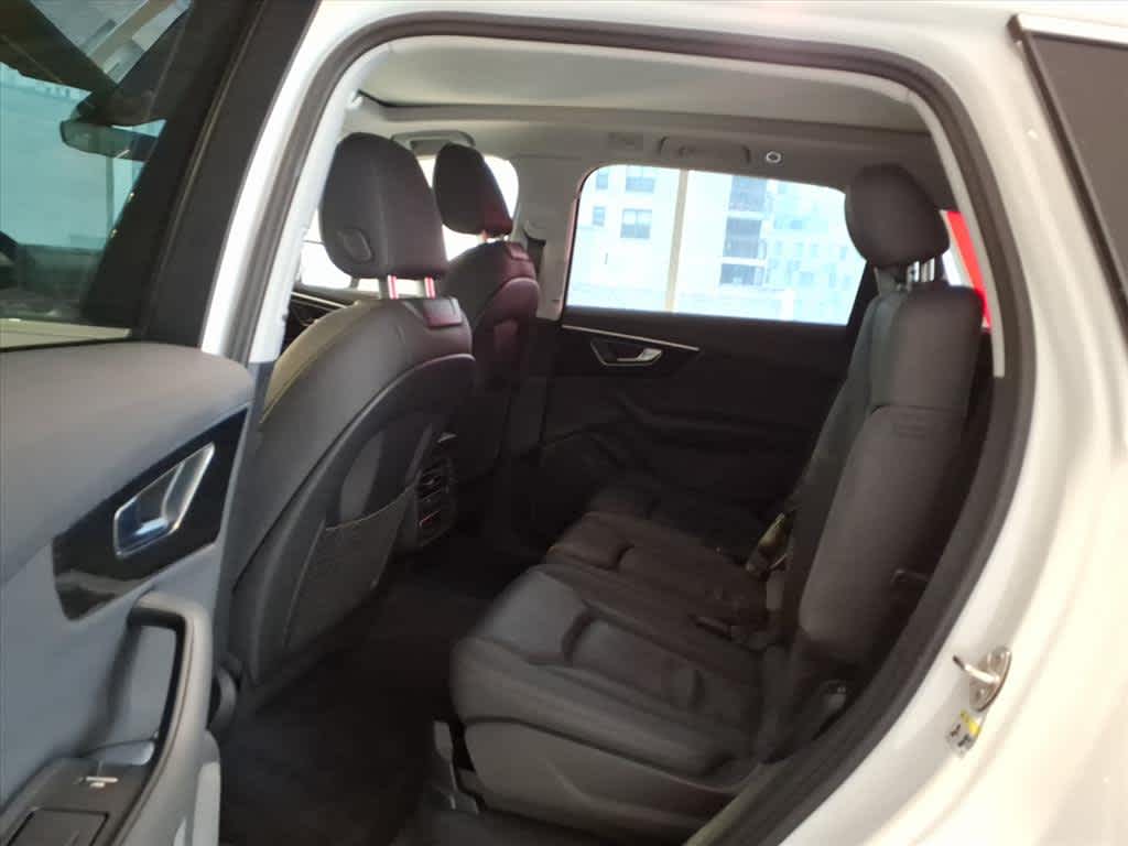 2023 Audi Q7 Premium 55 TFSI quattro