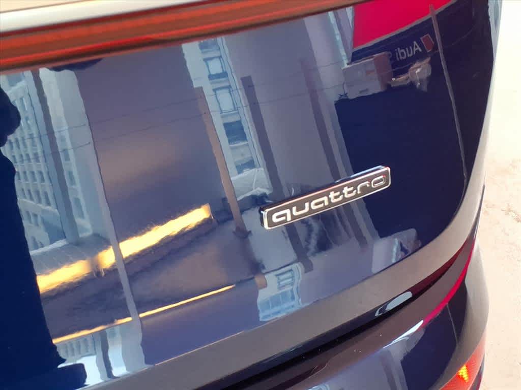 2023 Audi Q7 Premium 55 TFSI quattro