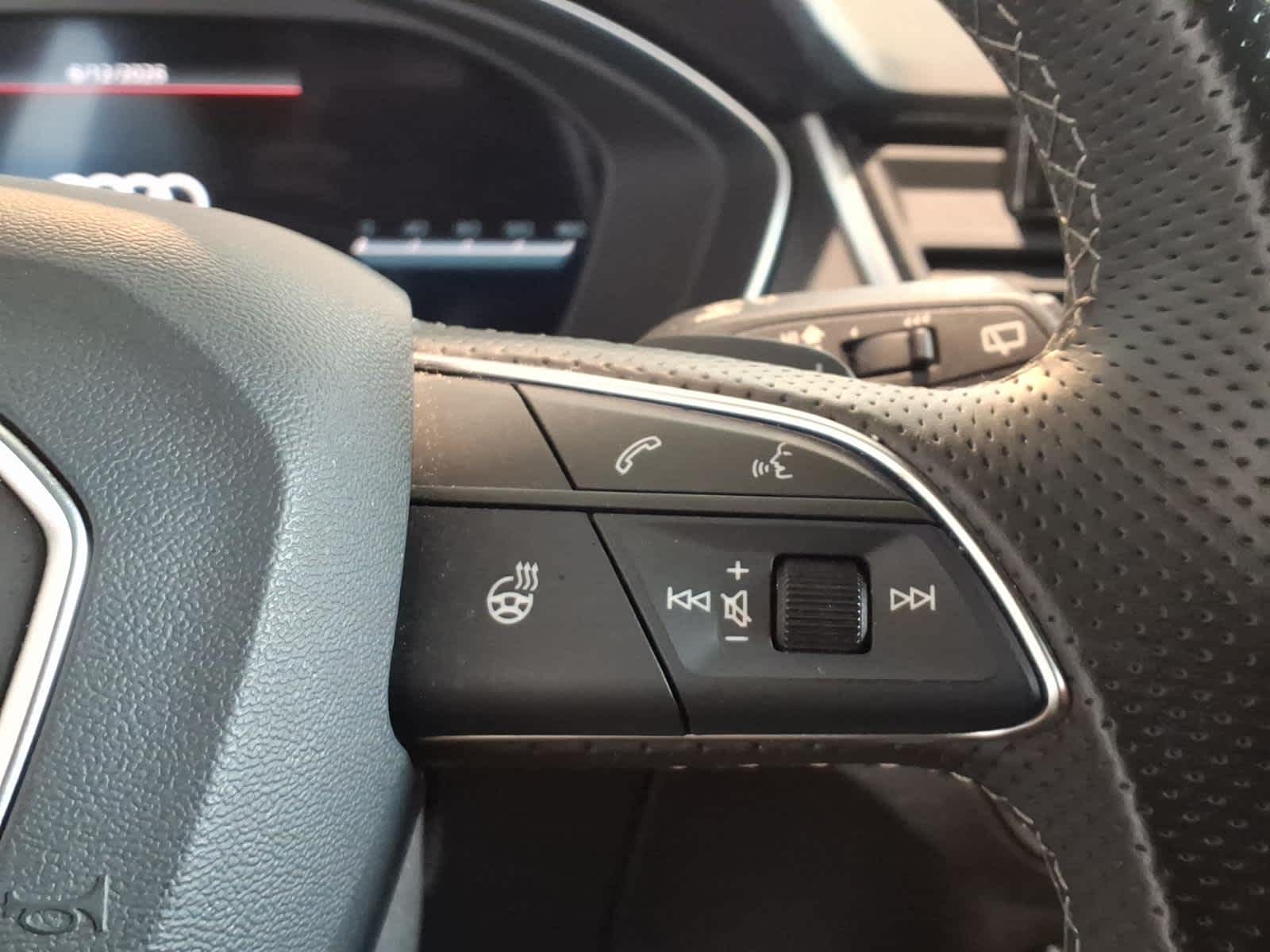 2023 Audi SQ5 Premium Plus 3.0 TFSI quattro