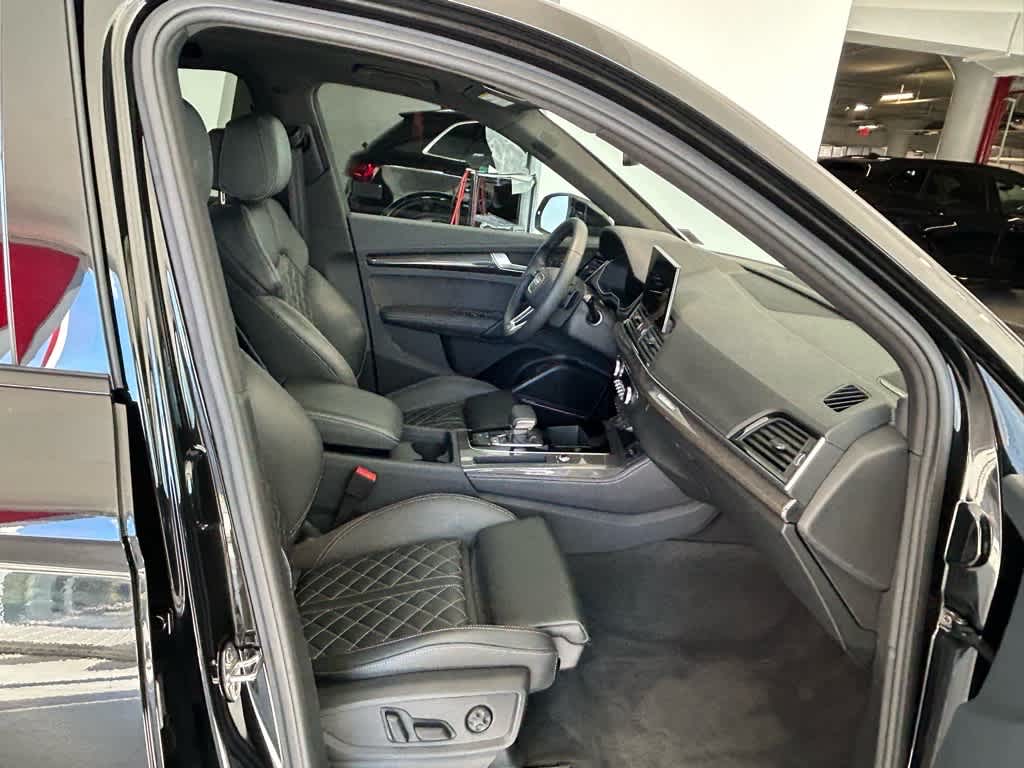 2025 Audi SQ5 Premium Plus 3.0 TFSI quattro