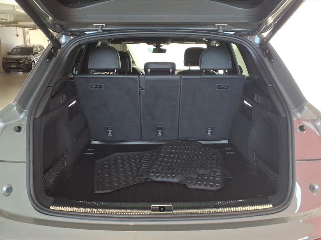 2023 Audi SQ5 Premium Plus 3.0 TFSI quattro