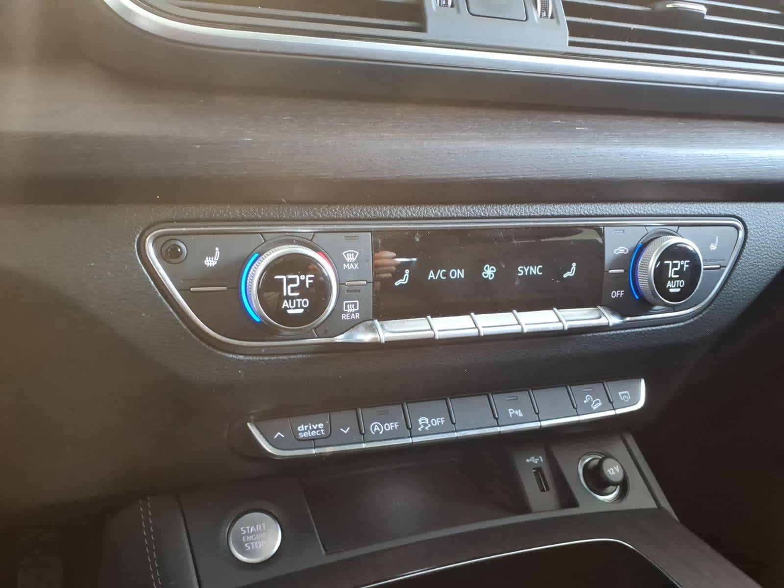 2024 Audi Q5 Premium Plus 40 TFSI quattro