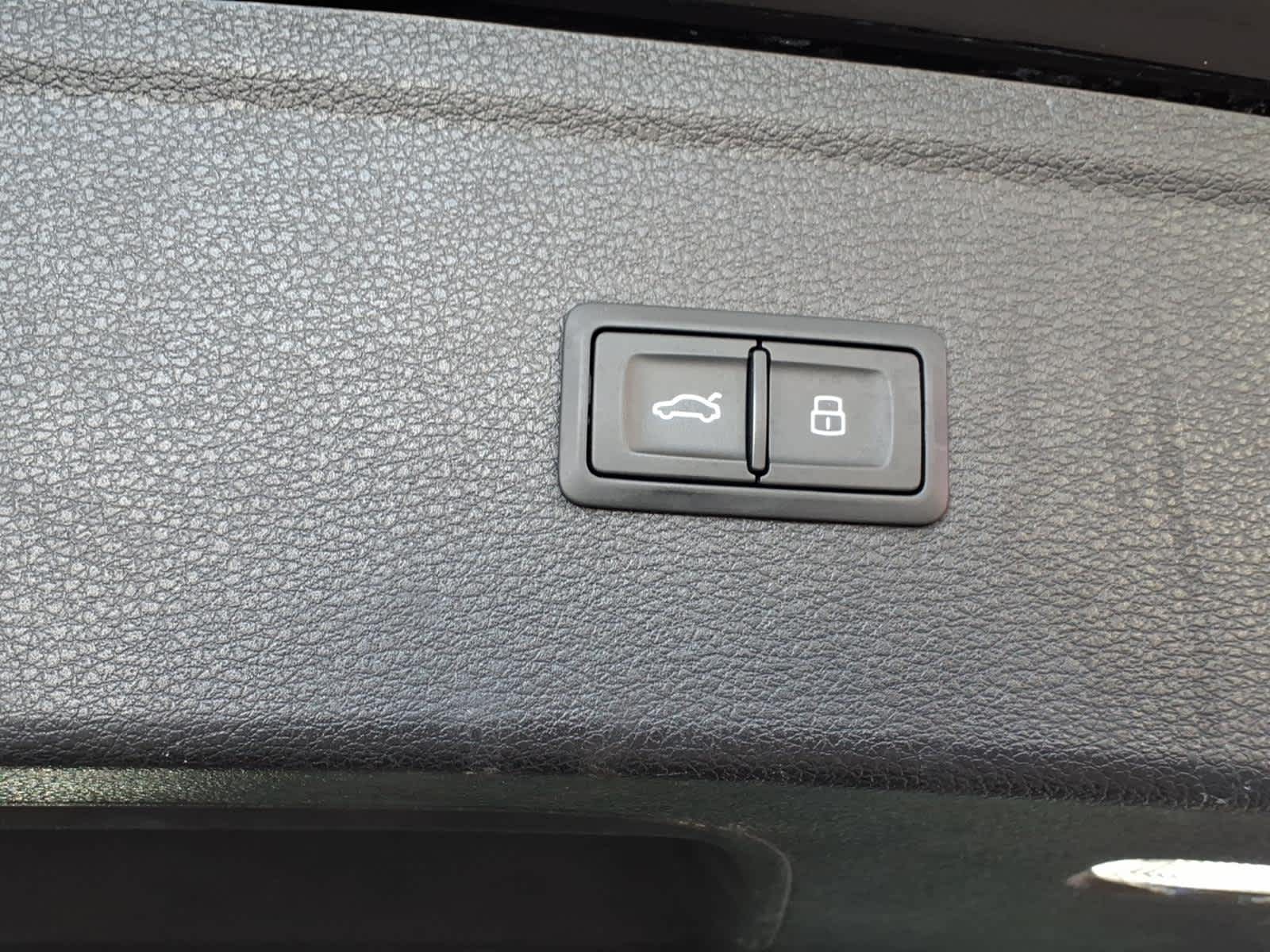 2019 Audi Q5 Premium Plus 45 TFSI quattro