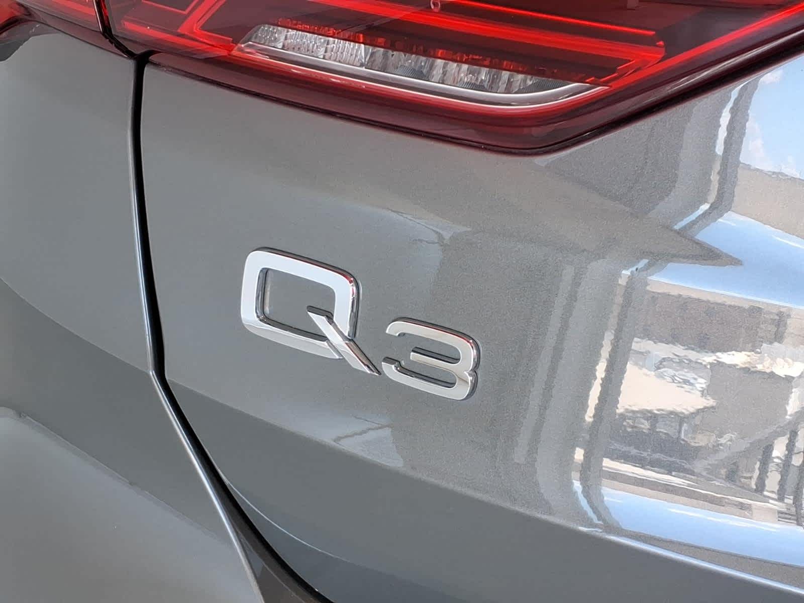 2023 Audi Q3 S line Premium 45 TFSI quattro