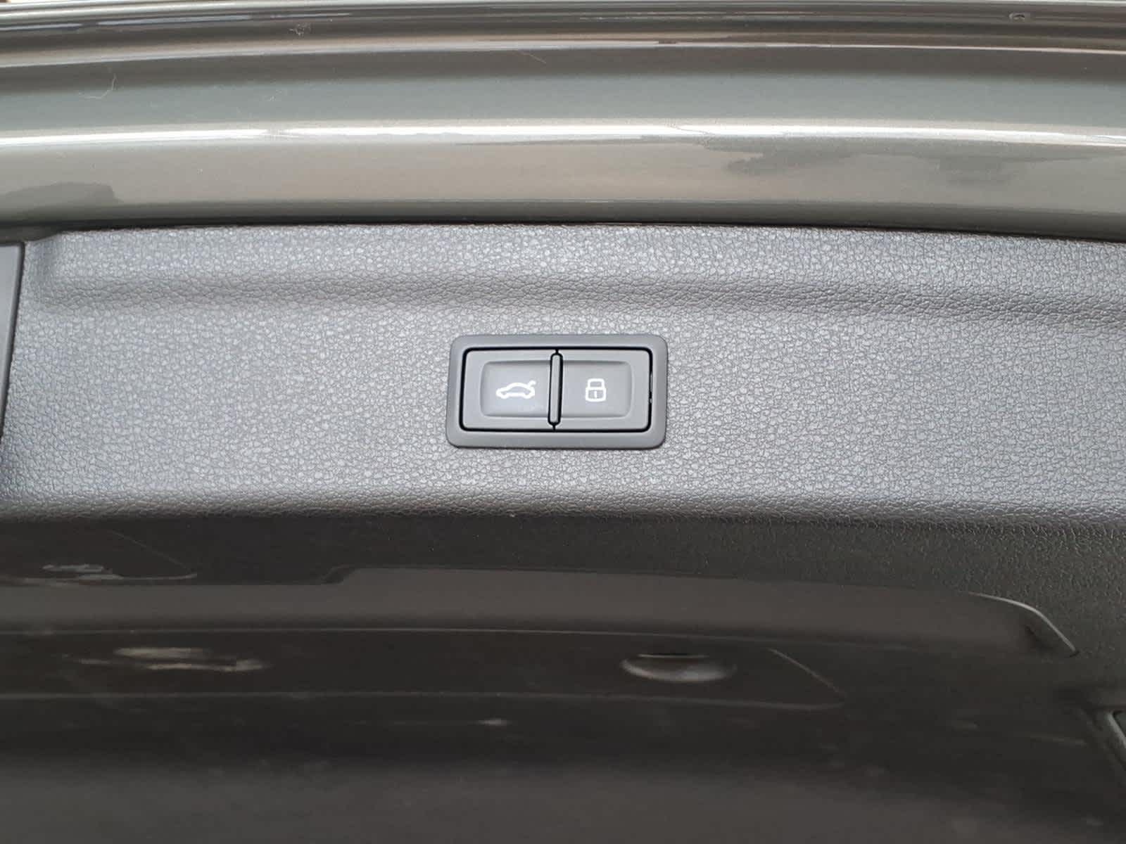 2024 Audi Q3 S line Premium 45 TFSI quattro