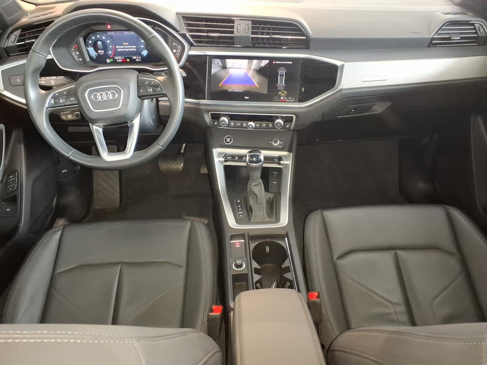 2024 Audi Q3 S line Premium 45 TFSI quattro