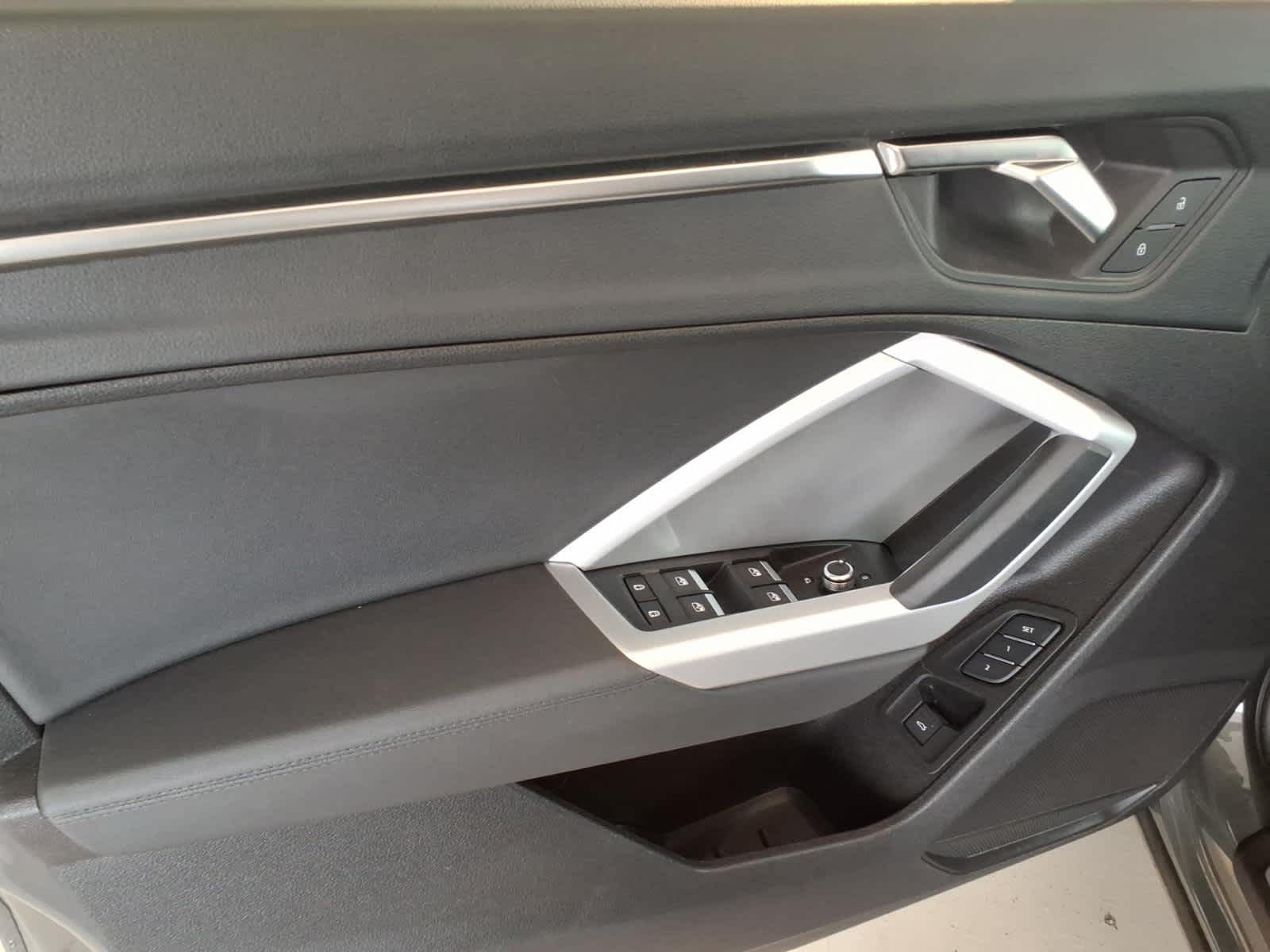 2024 Audi Q3 S line Premium 45 TFSI quattro