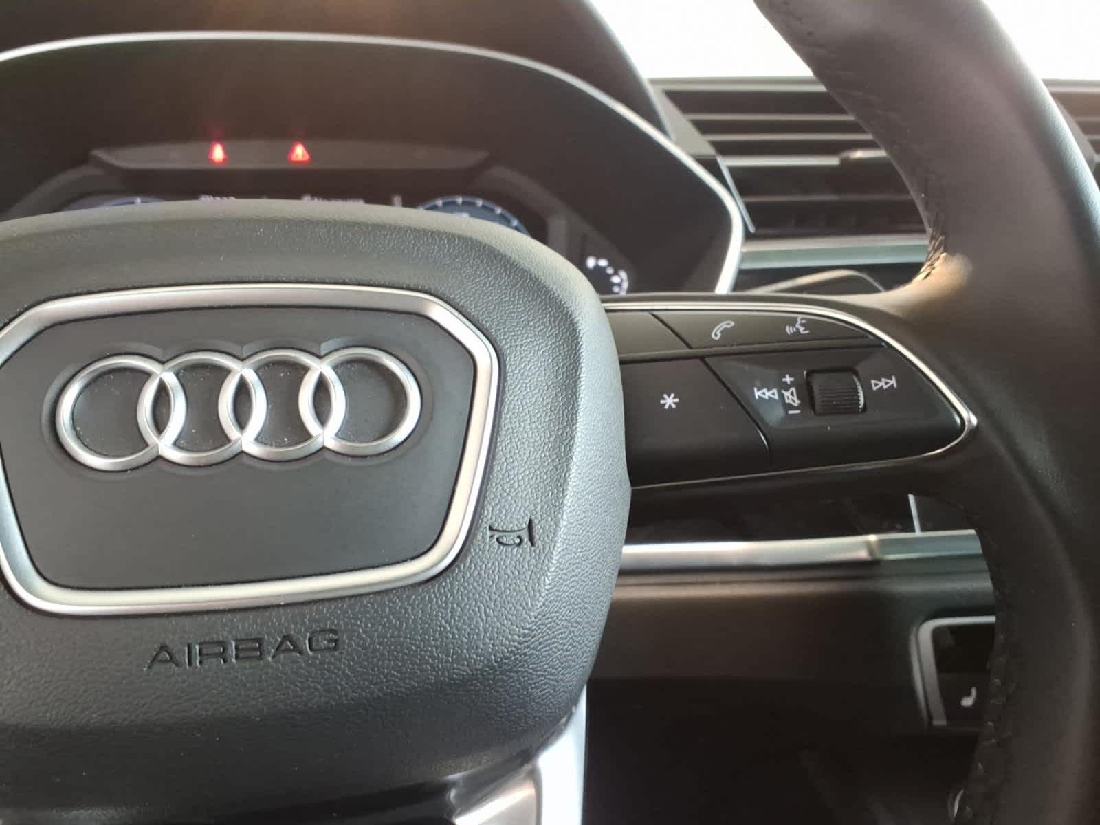 2024 Audi Q3 S line Premium 45 TFSI quattro