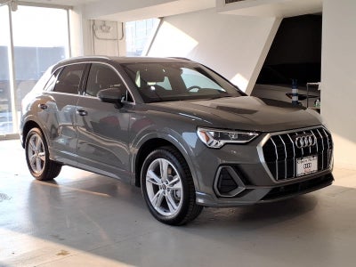 2024 Audi Q3 S line Premium 45 TFSI quattro