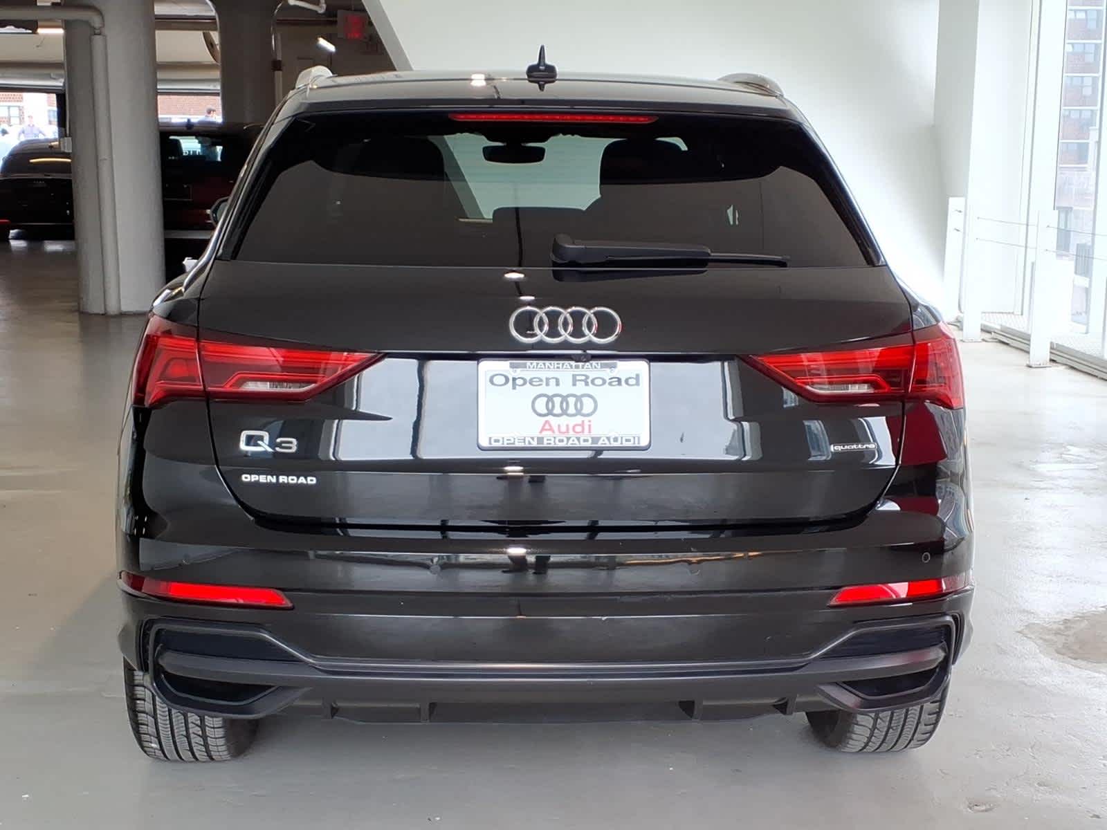 2022 Audi Q3 S line Premium 45 TFSI quattro