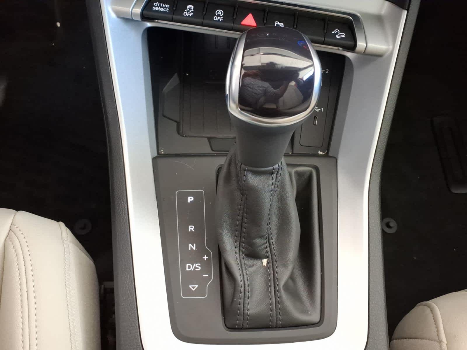 2024 Audi Q3 S line Premium 45 TFSI quattro