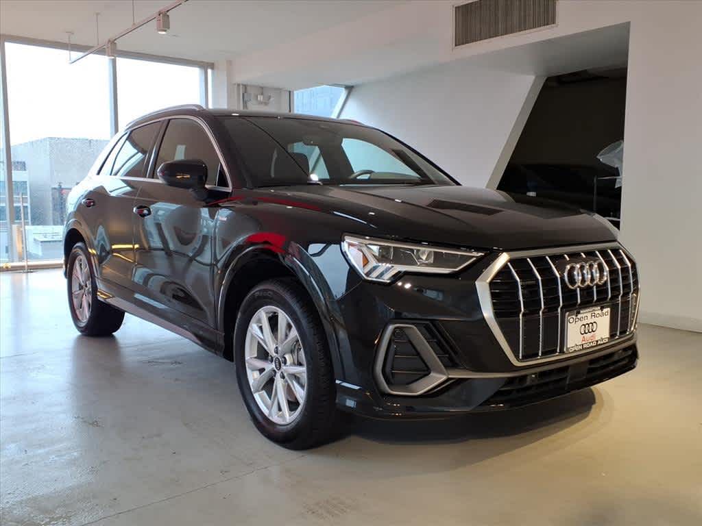 2025 Audi Q3 S line Premium 45 TFSI quattro