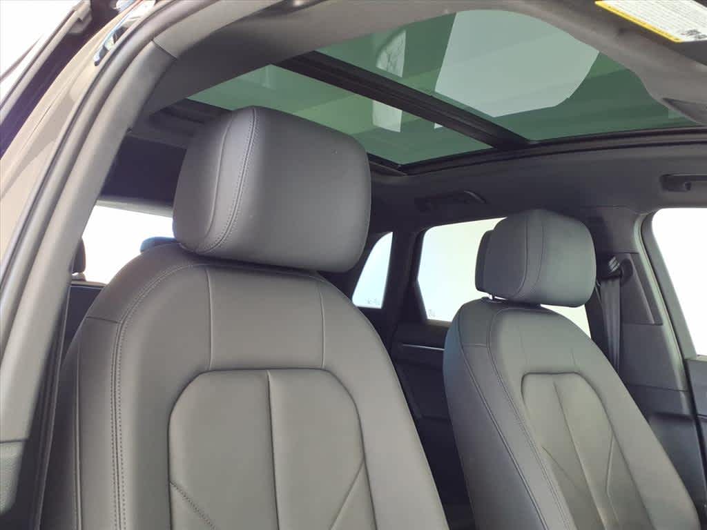 2021 Audi Q3 S line Premium 45 TFSI quattro